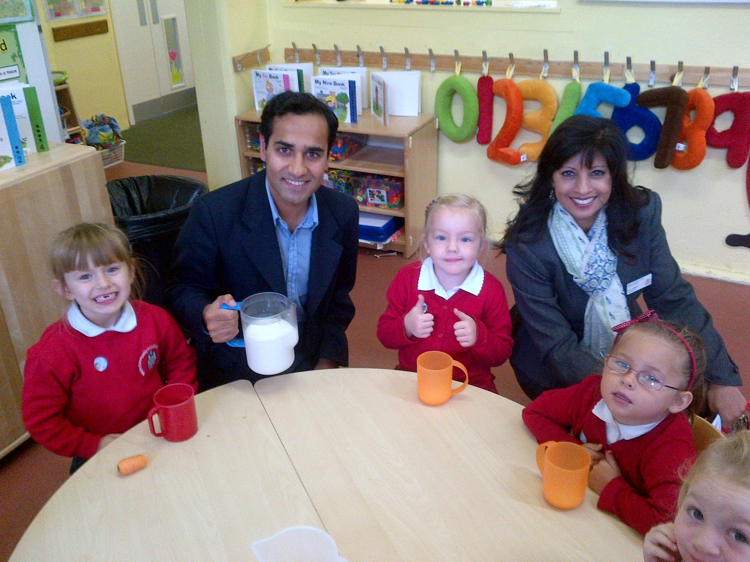 Rehman joins students to celebrate World School Milk Day Rehman Chishti