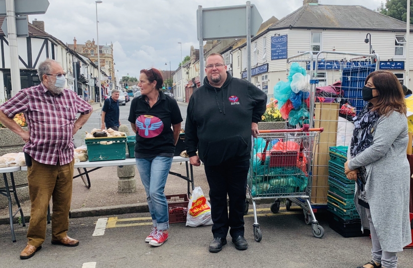 Gillingham Street Angels with local Councillors